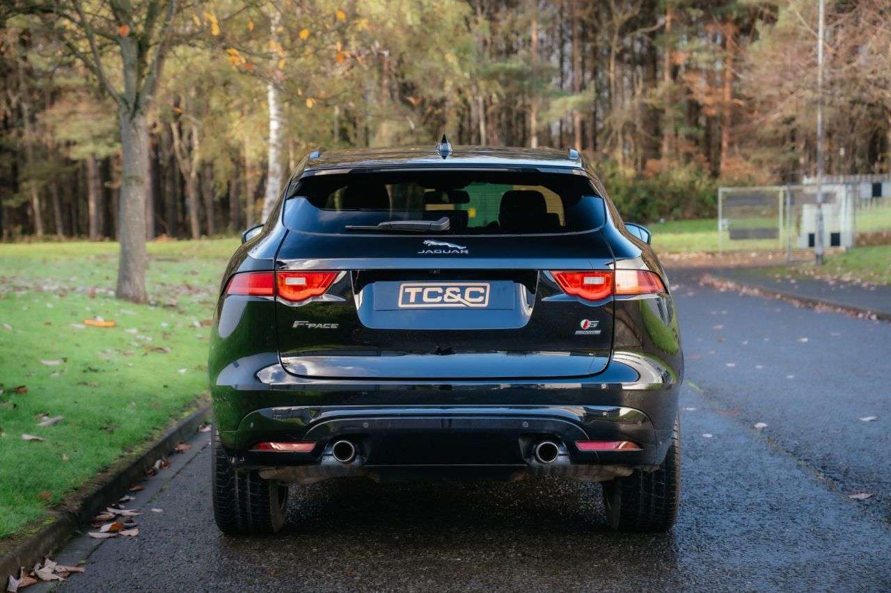 2016 JAGUAR F-PACE 2016 JAGUAR F-PACE
