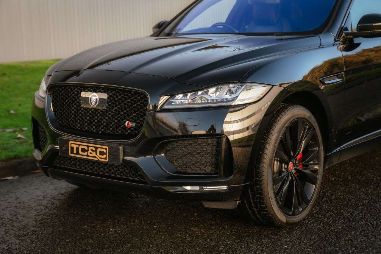 2016 JAGUAR F-PACE 2016 JAGUAR F-PACE