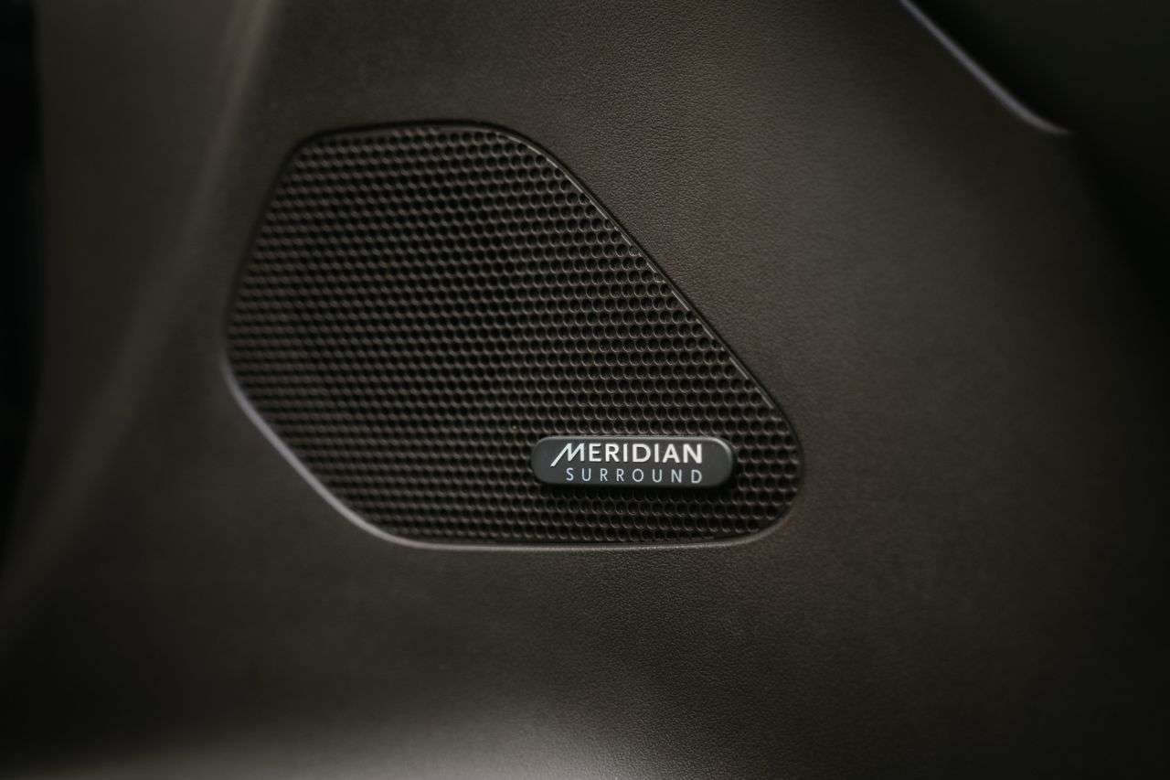 2016 JAGUAR F-PACE 2016 JAGUAR F-PACE