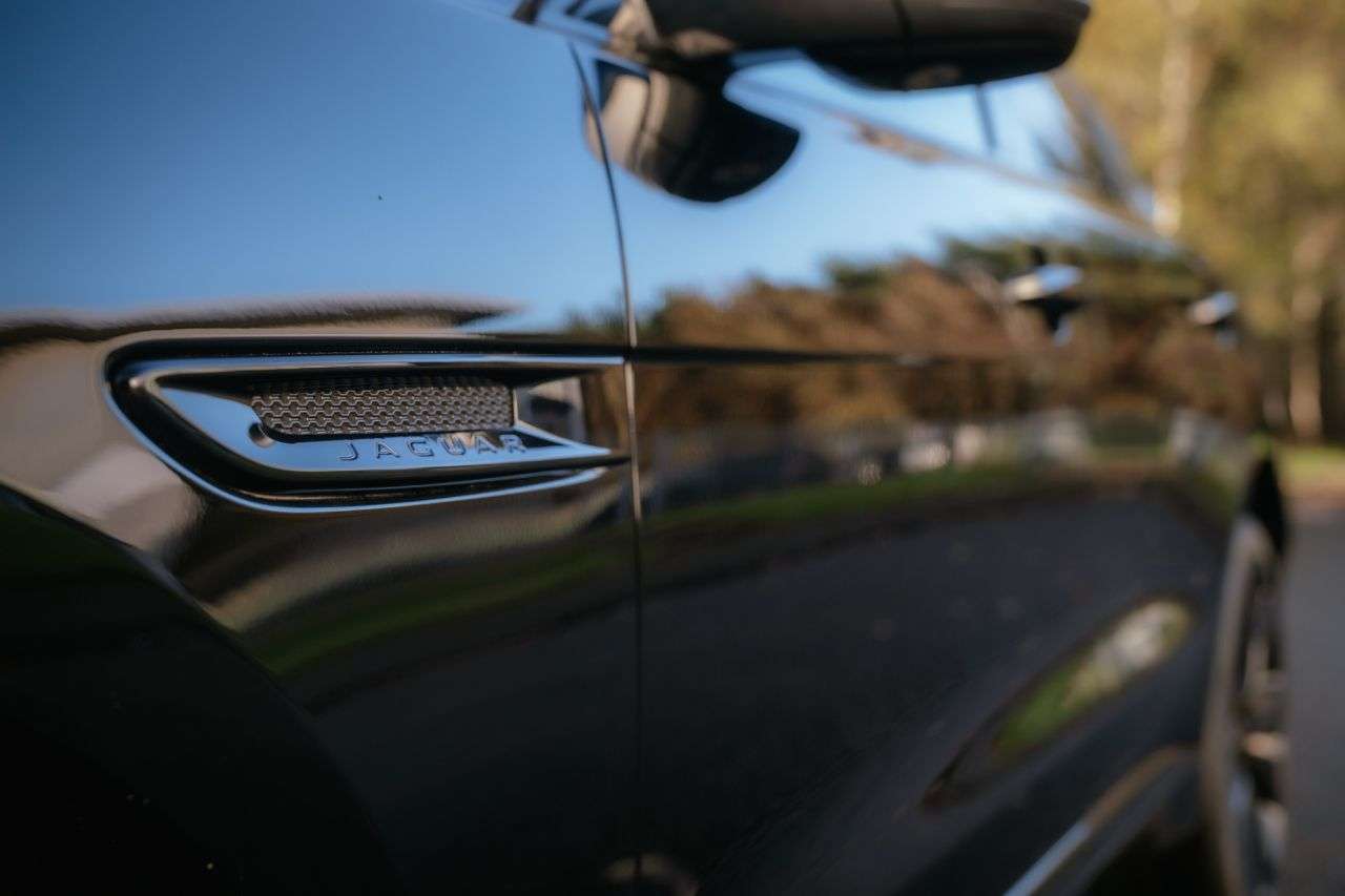 2016 JAGUAR F-PACE 2016 JAGUAR F-PACE