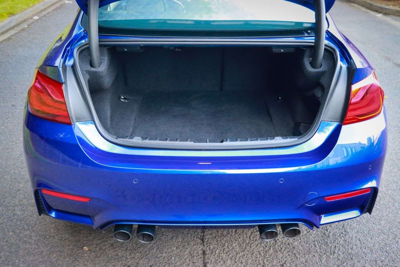 2019 BMW M4 2019 BMW M4