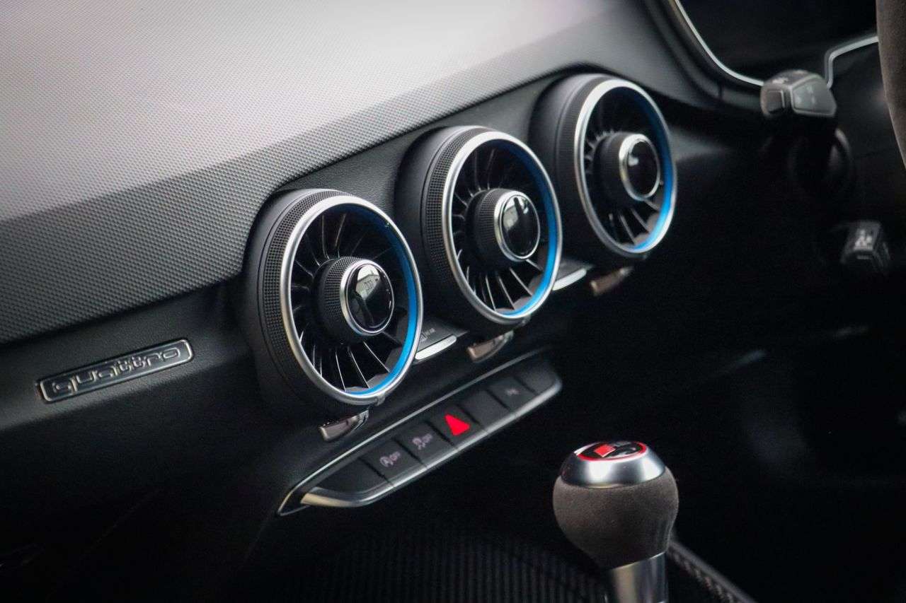 2019 AUDI TT RS 2019 AUDI TT RS