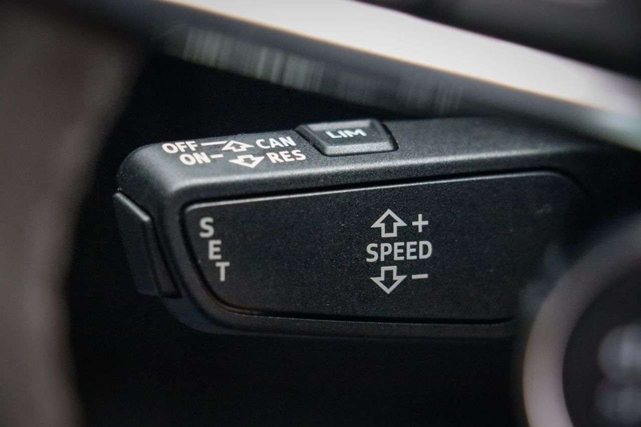 2019 AUDI TT RS 2019 AUDI TT RS