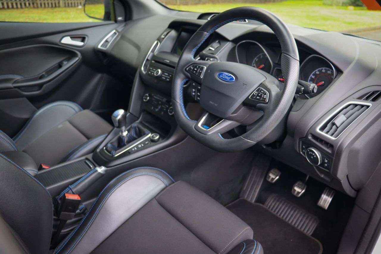 2017 FORD FOCUS 2017 FORD FOCUS