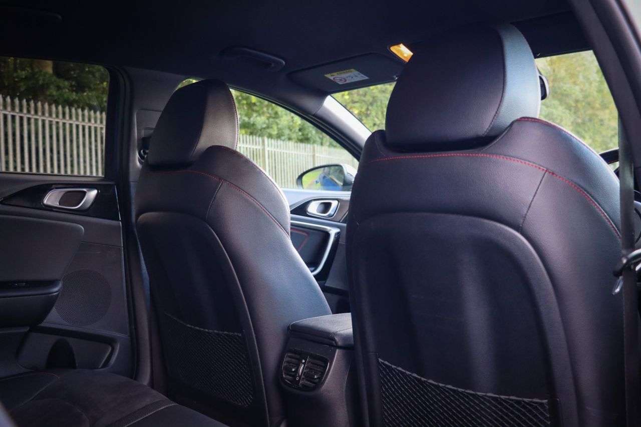 2021 KIA PROCEED 2021 KIA PROCEED