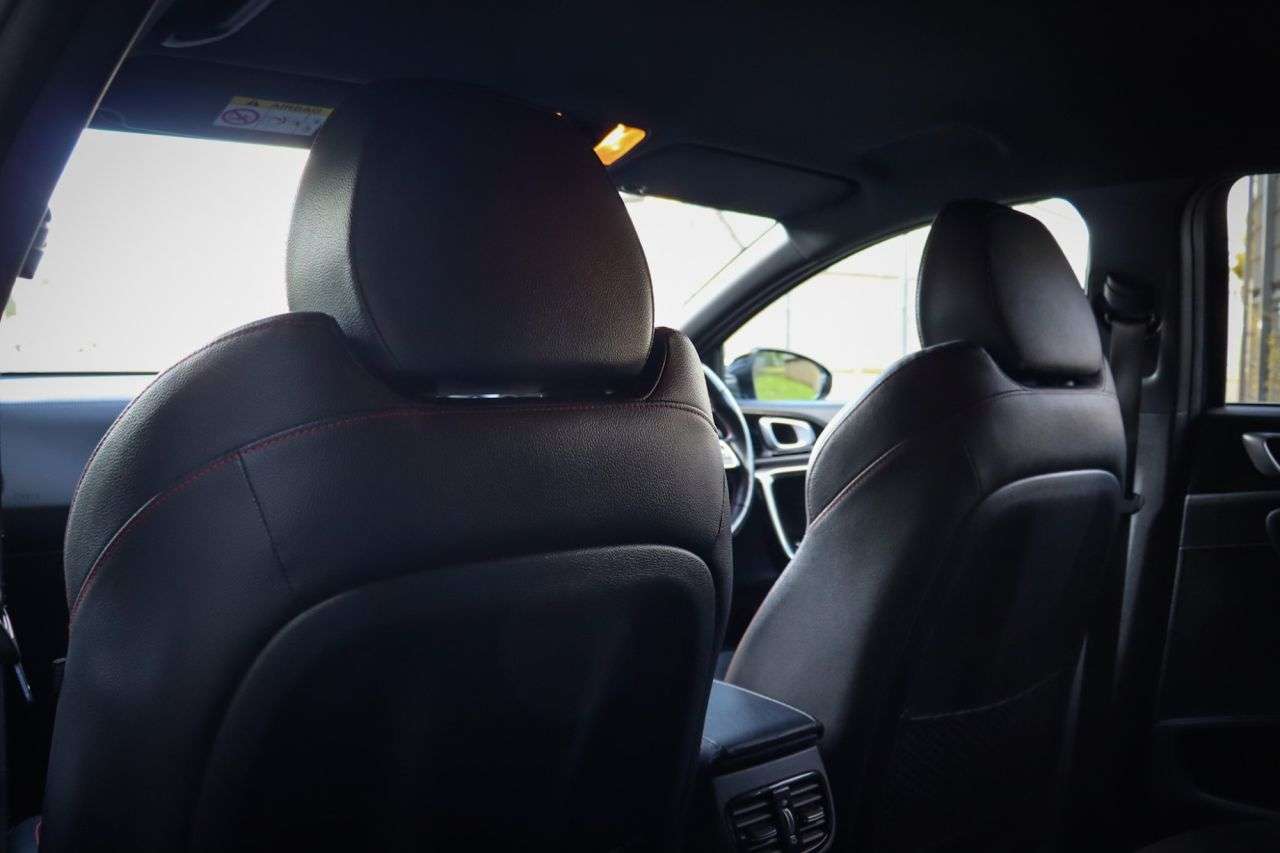 2021 KIA PROCEED 2021 KIA PROCEED