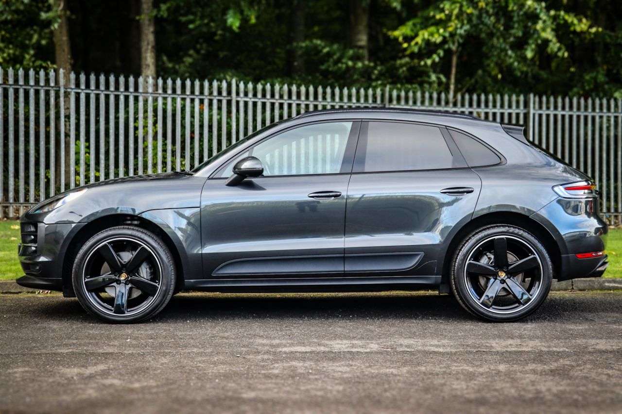 2019 PORSCHE MACAN 2019 PORSCHE MACAN