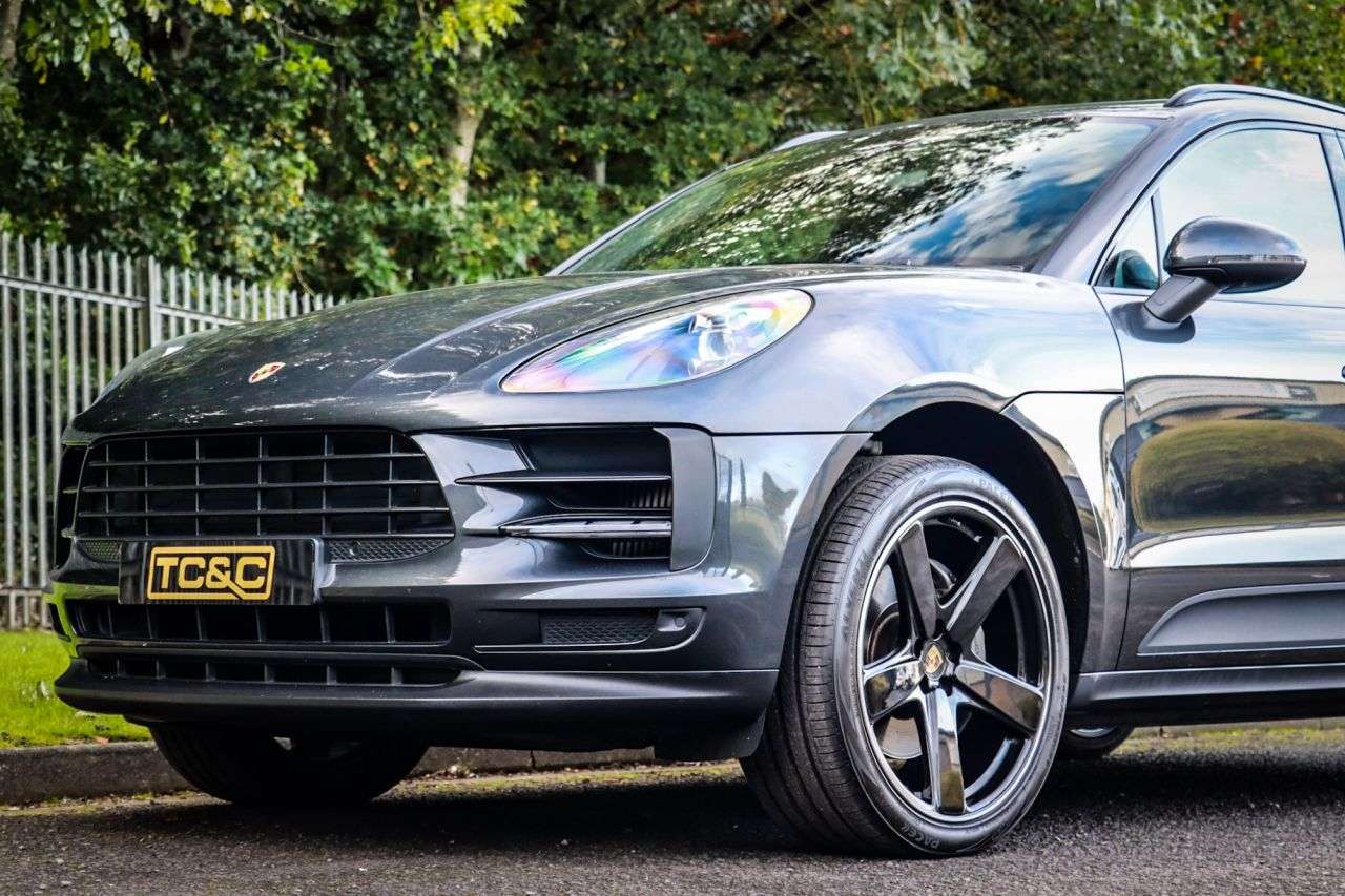 2019 PORSCHE MACAN 2019 PORSCHE MACAN
