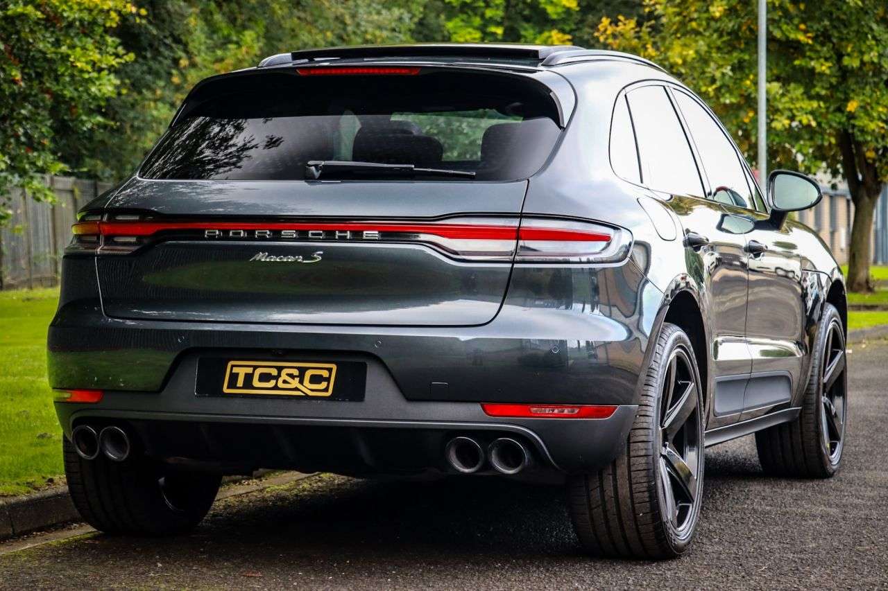 2019 PORSCHE MACAN 2019 PORSCHE MACAN