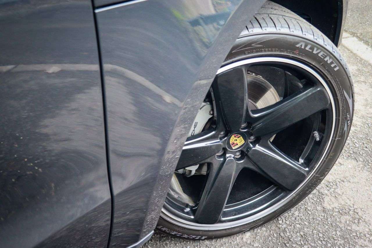 2019 PORSCHE MACAN 2019 PORSCHE MACAN