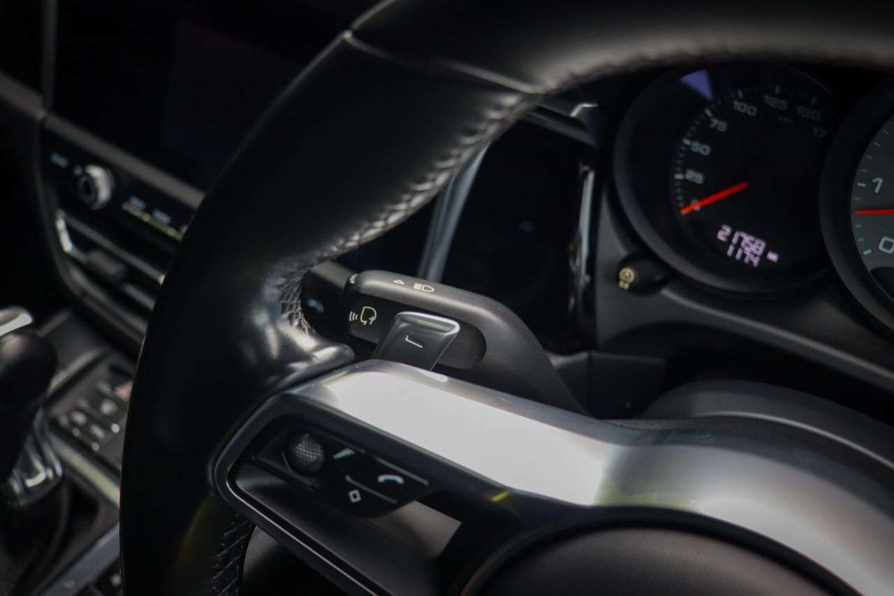 2019 PORSCHE MACAN 2019 PORSCHE MACAN