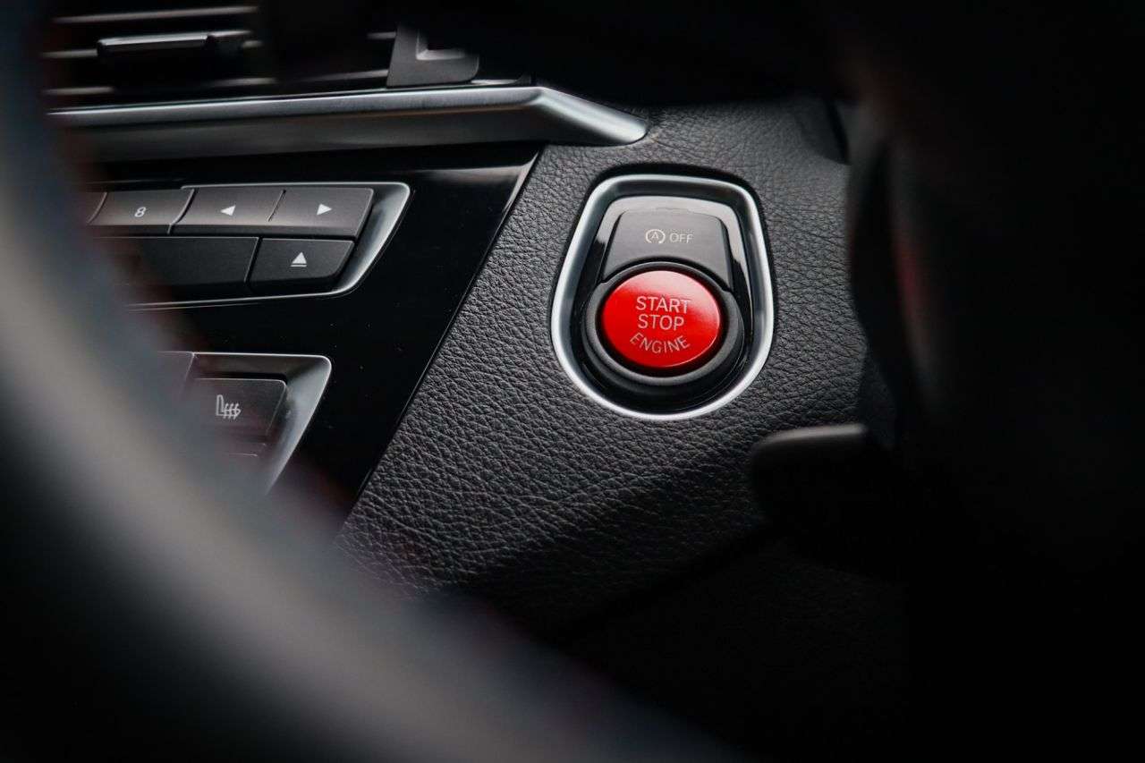 2019 BMW M2 2019 BMW M2