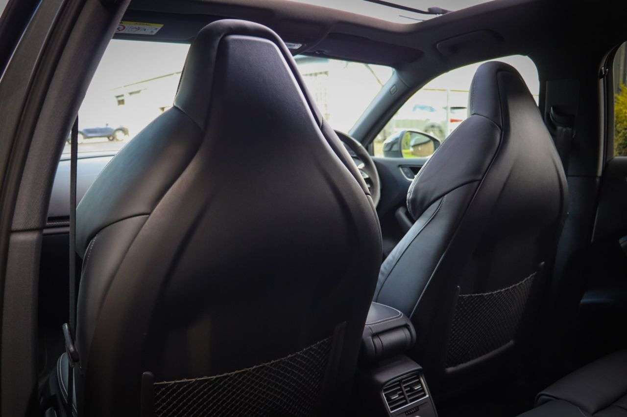 null AUDI RS3 null AUDI RS3