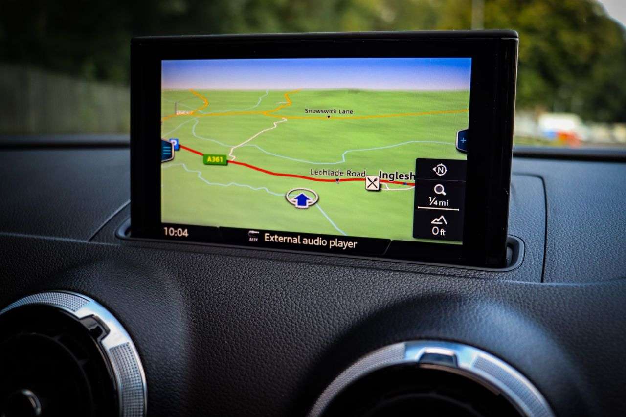 null AUDI RS3 null AUDI RS3