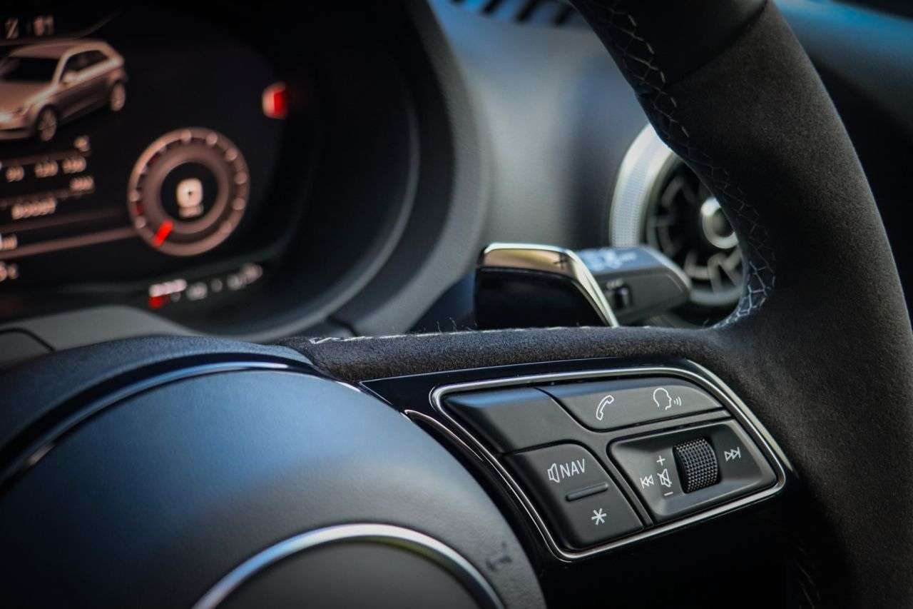 null AUDI RS3 null AUDI RS3