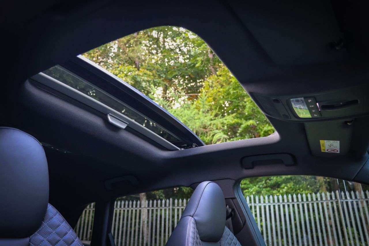 null AUDI RS3 null AUDI RS3