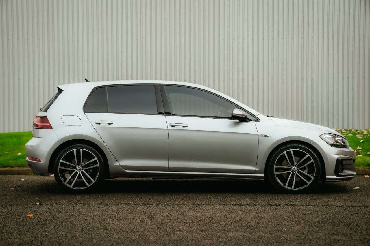 2018 VOLKSWAGEN GOLF 2018 VOLKSWAGEN GOLF