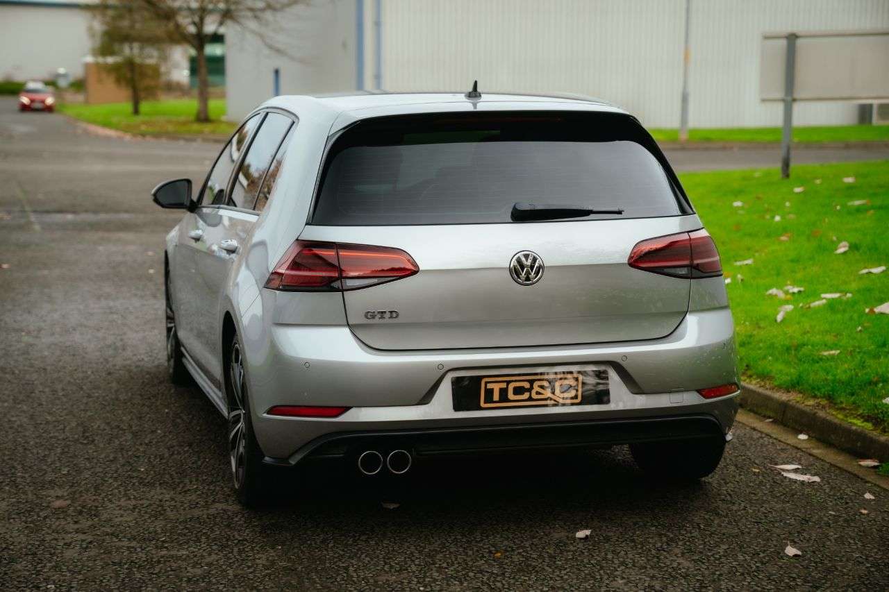 2018 VOLKSWAGEN GOLF 2018 VOLKSWAGEN GOLF