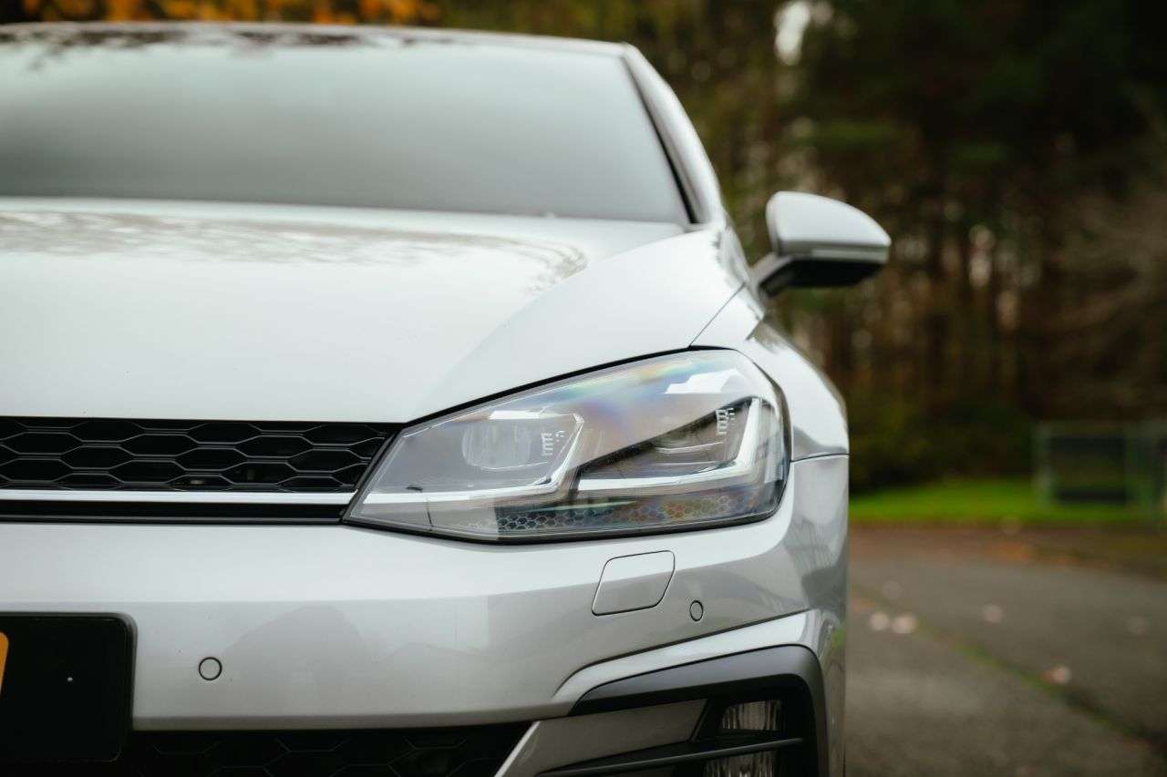 2018 VOLKSWAGEN GOLF 2018 VOLKSWAGEN GOLF