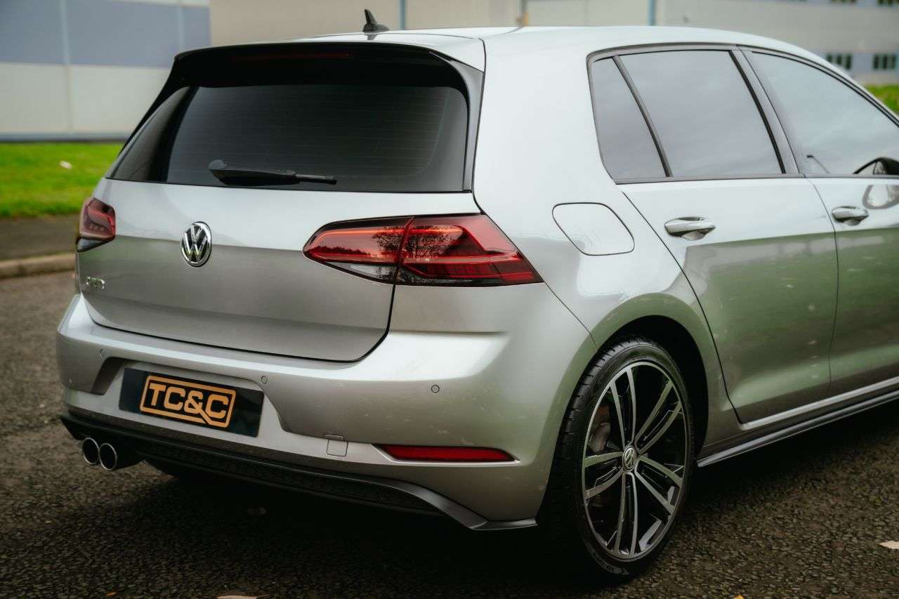 2018 VOLKSWAGEN GOLF 2018 VOLKSWAGEN GOLF