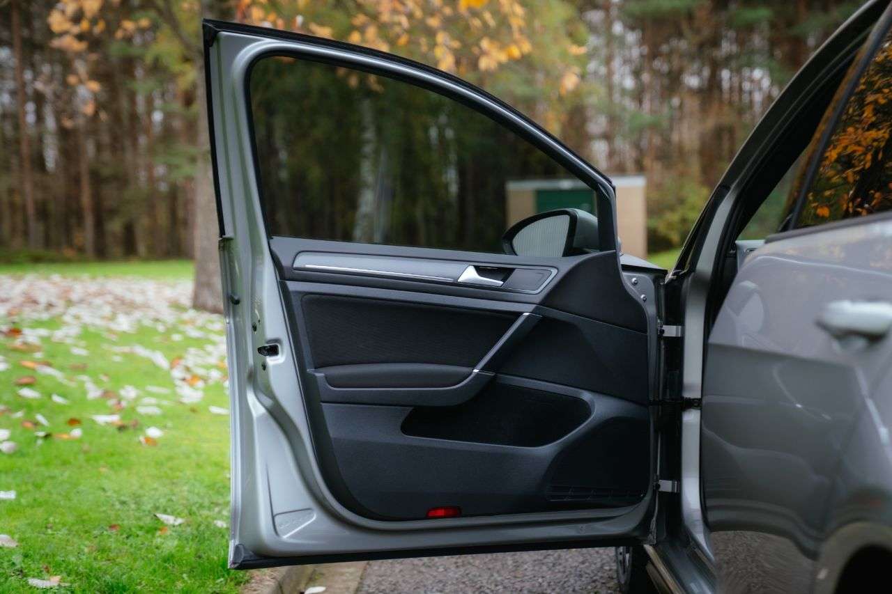 2018 VOLKSWAGEN GOLF 2018 VOLKSWAGEN GOLF