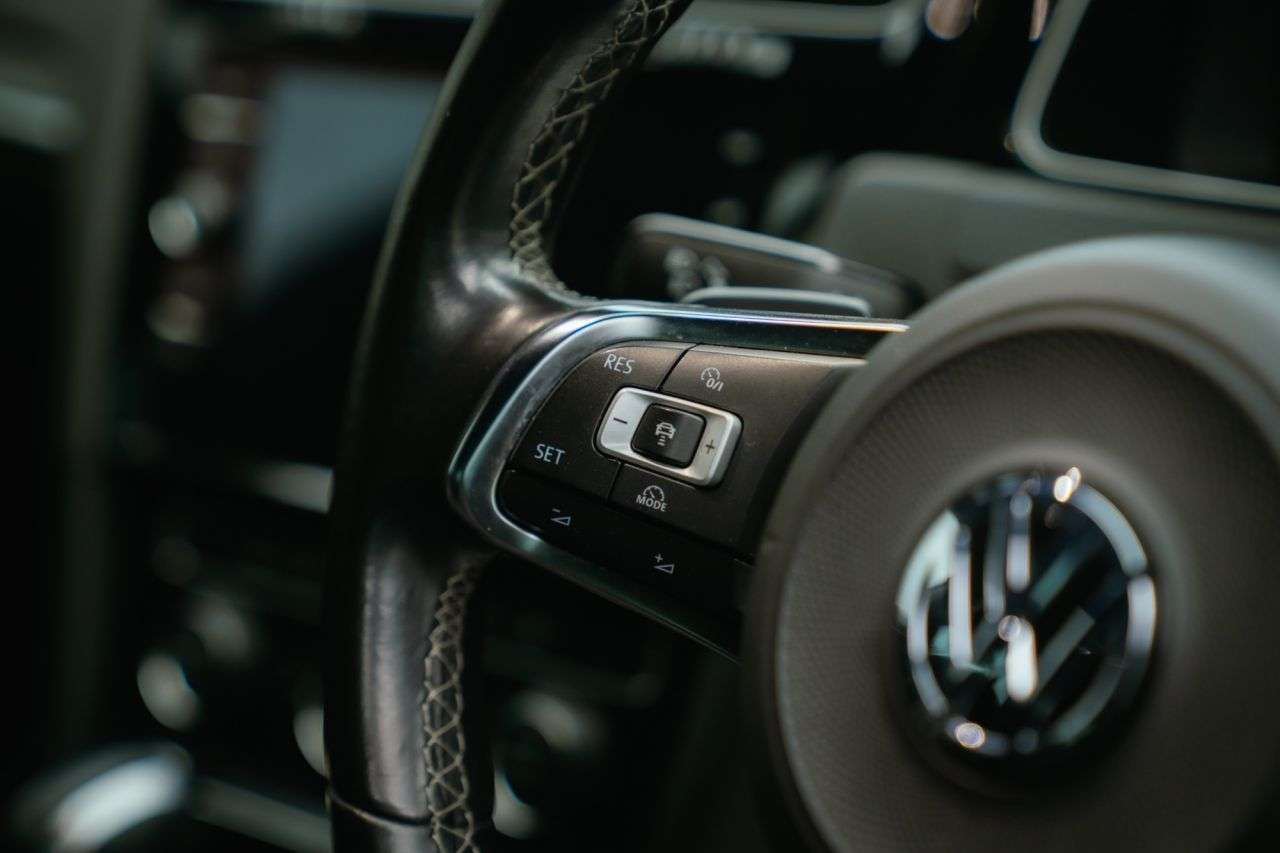 2018 VOLKSWAGEN GOLF 2018 VOLKSWAGEN GOLF