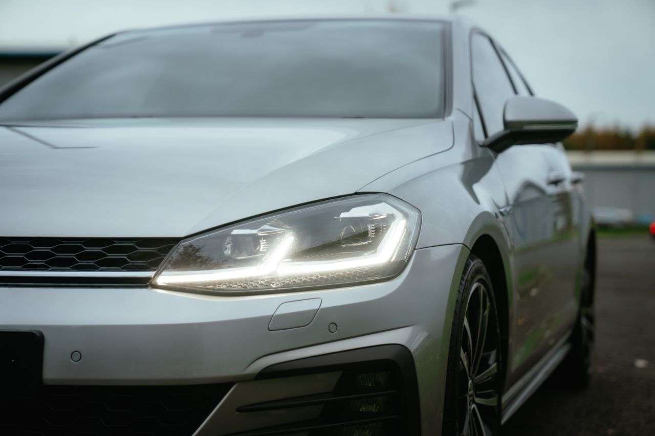 2018 VOLKSWAGEN GOLF 2018 VOLKSWAGEN GOLF