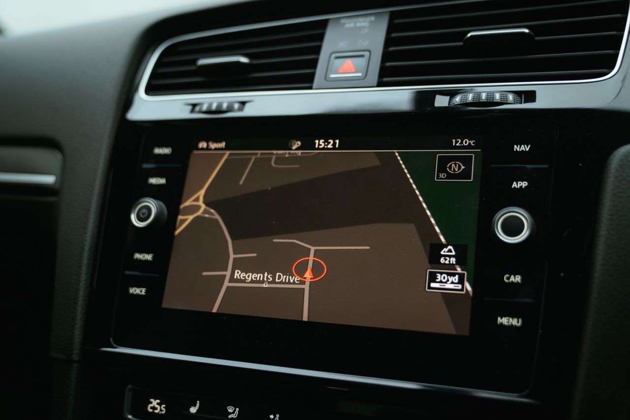 2018 VOLKSWAGEN GOLF 2018 VOLKSWAGEN GOLF