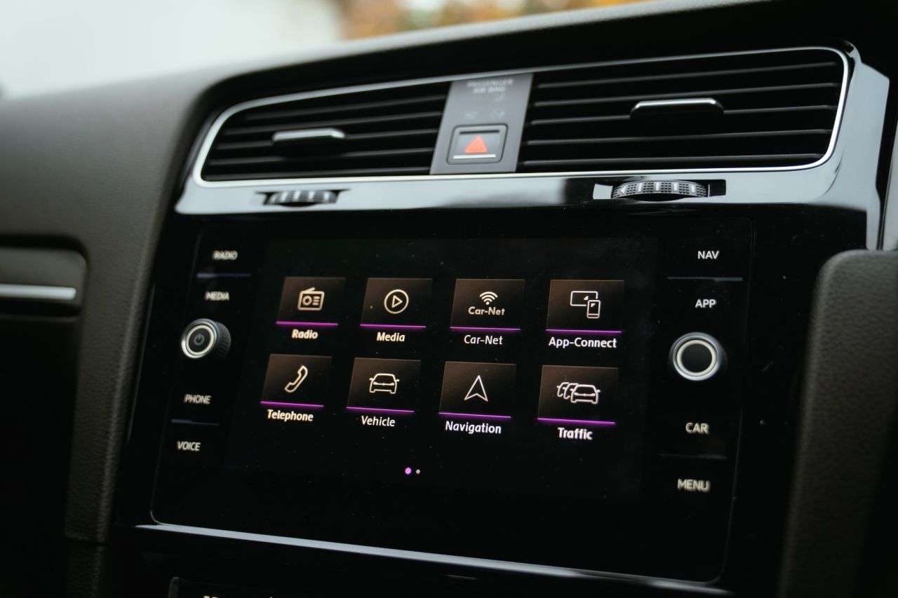 2018 VOLKSWAGEN GOLF 2018 VOLKSWAGEN GOLF