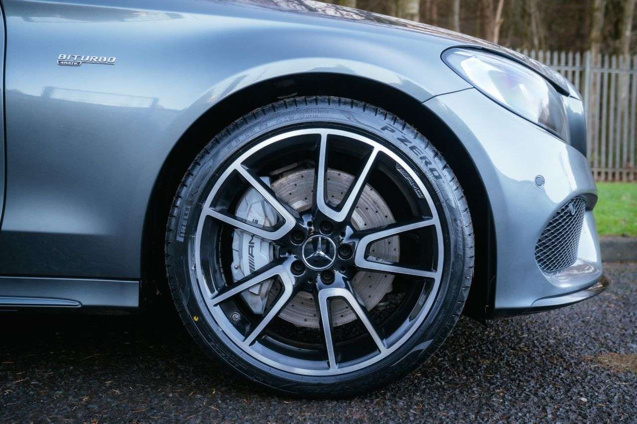 A 2018 MERCEDES-BENZ C-CLASS 3.0 C43 V6 AMG (Premium Plus) Saloon 4dr Petrol G-Tronic+ 4MATIC Euro 6 (s/ A 2018 MERCEDES-BENZ C-CLASS 3.0 C43 V6 AMG (Premium Plus) Saloon 4dr Petrol G-Tronic+ 4MATIC Euro 6 (s/