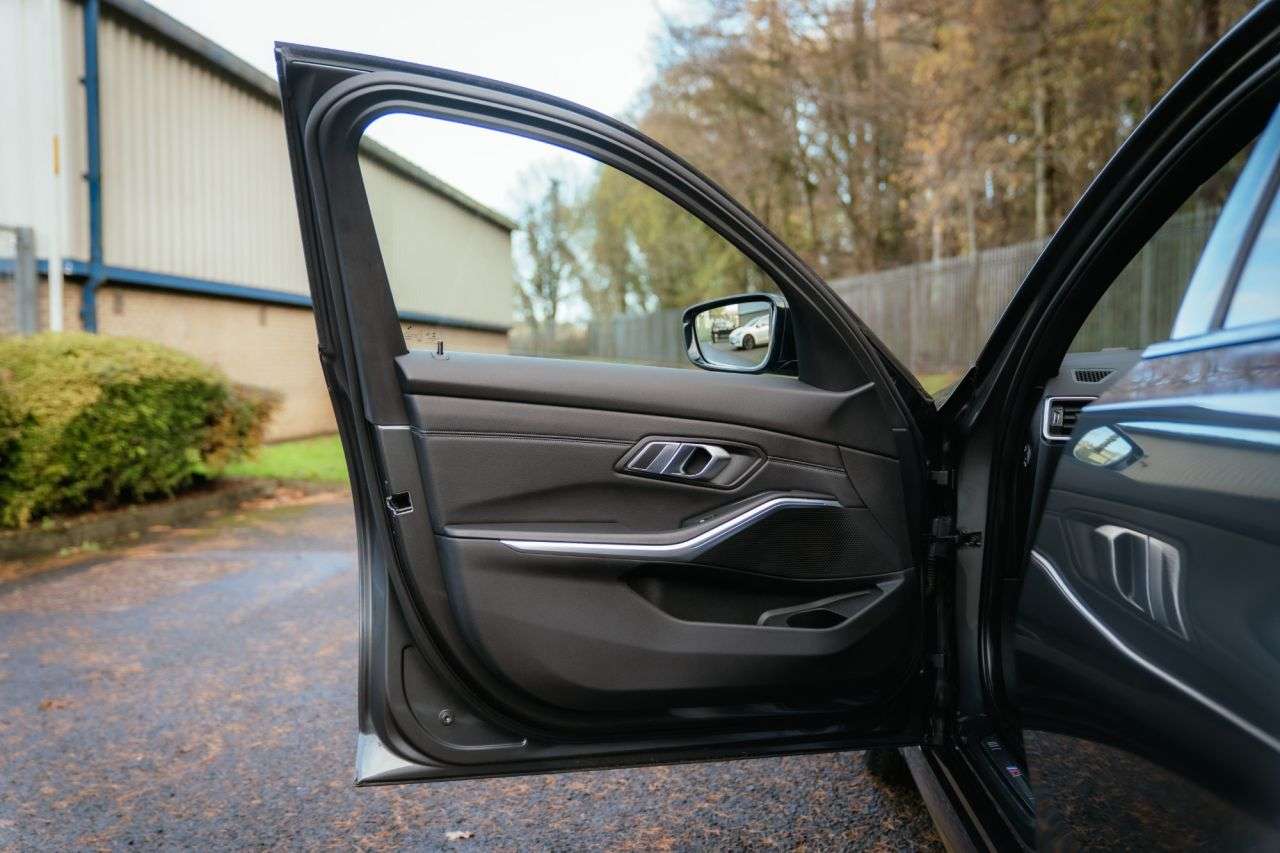 2021 BMW 3 SERIES 2021 BMW 3 SERIES