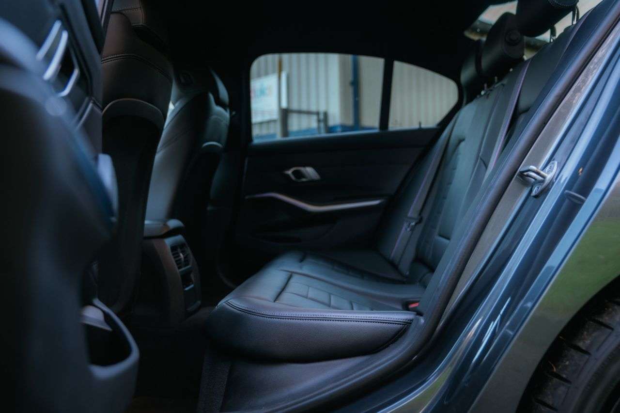 2021 BMW 3 SERIES 2021 BMW 3 SERIES