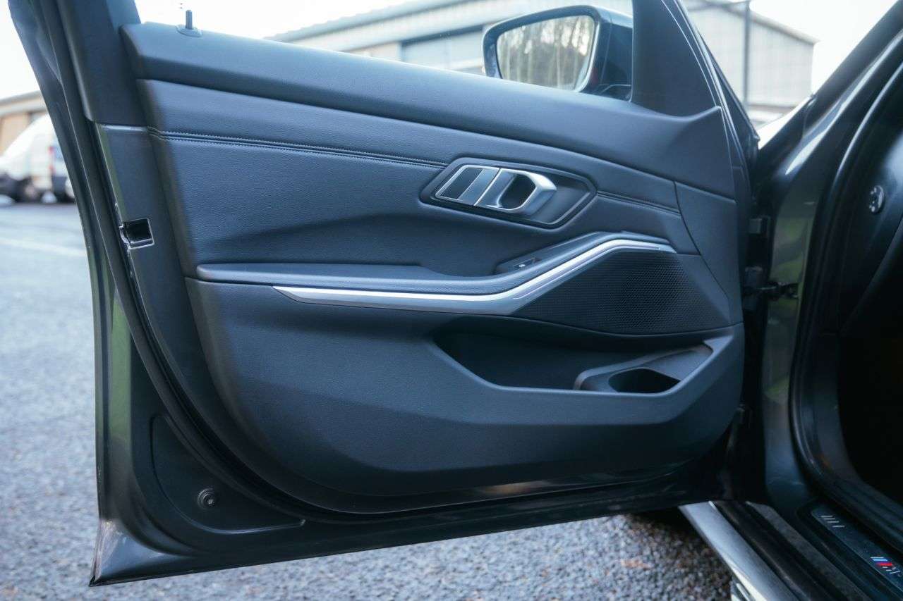 2021 BMW 3 SERIES 2021 BMW 3 SERIES