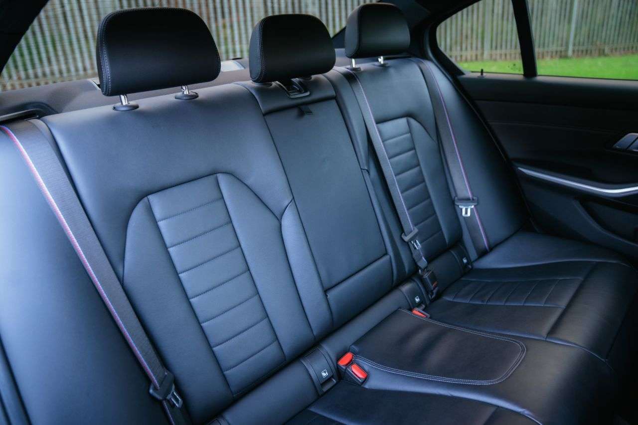 2021 BMW 3 SERIES 2021 BMW 3 SERIES