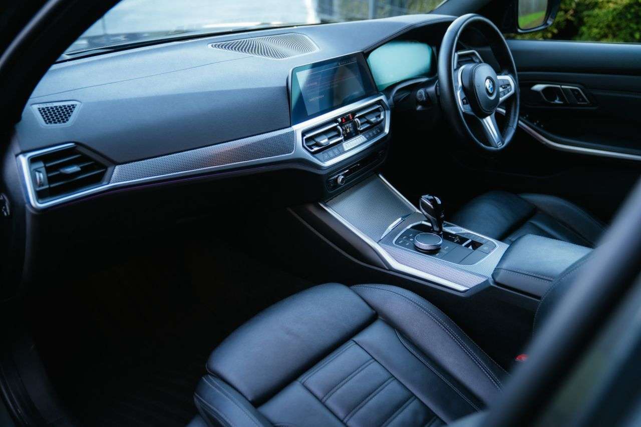 2021 BMW 3 SERIES 2021 BMW 3 SERIES