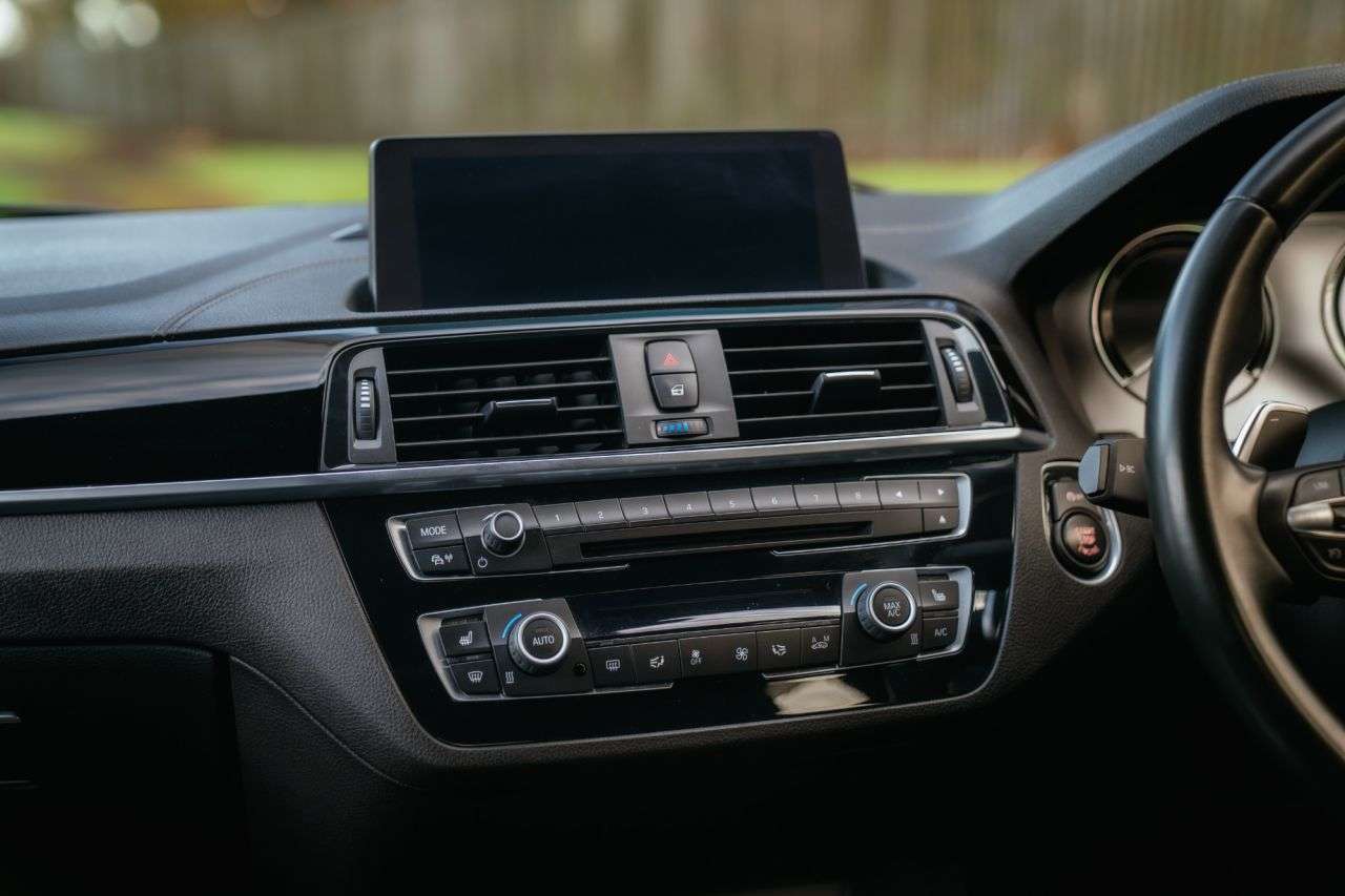 2018 BMW 1 SERIES 2018 BMW 1 SERIES