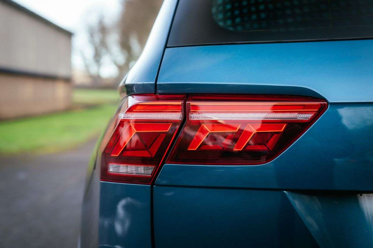 2021 VOLKSWAGEN TIGUAN 2021 VOLKSWAGEN TIGUAN