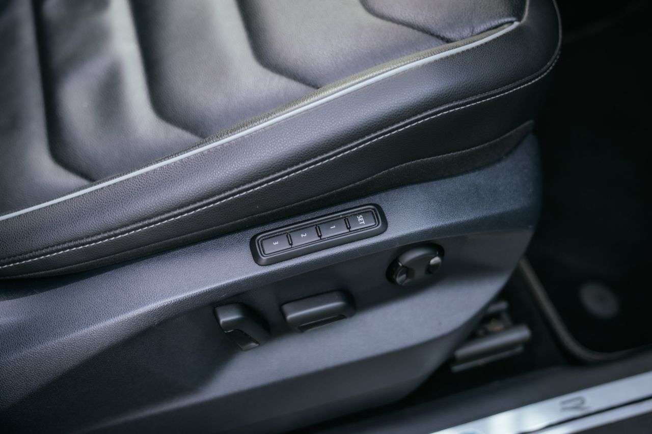 2021 VOLKSWAGEN TIGUAN 2021 VOLKSWAGEN TIGUAN