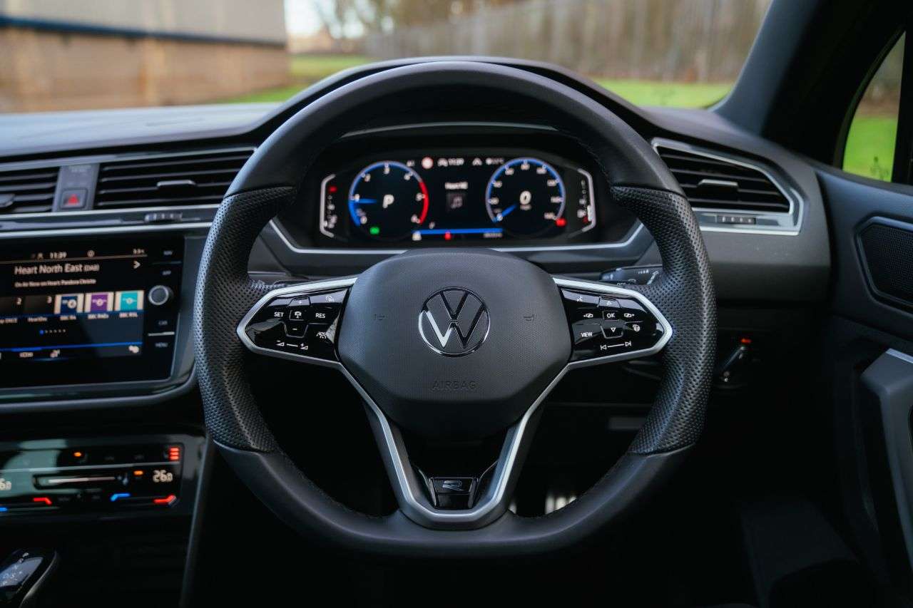 2021 VOLKSWAGEN TIGUAN 2021 VOLKSWAGEN TIGUAN