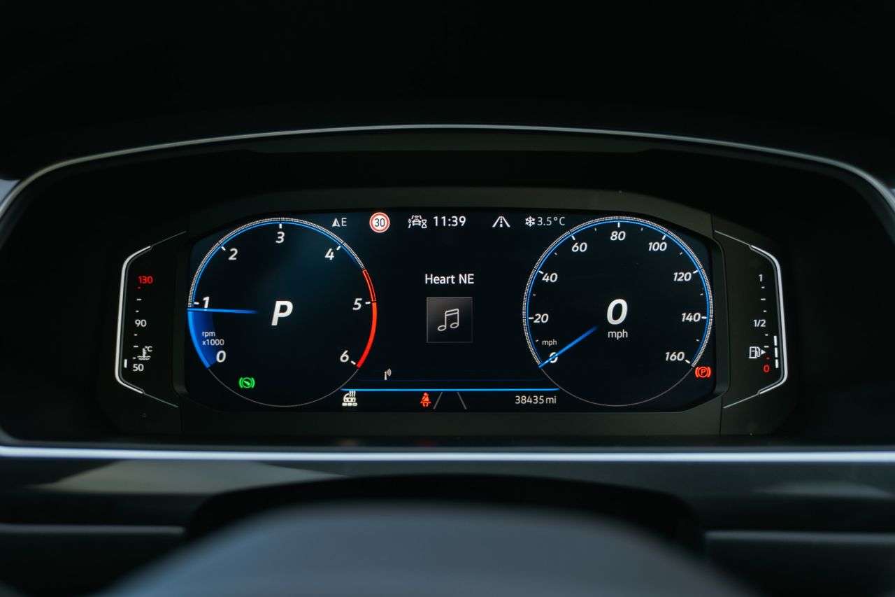 2021 VOLKSWAGEN TIGUAN 2021 VOLKSWAGEN TIGUAN