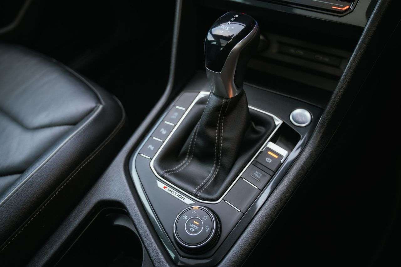 2021 VOLKSWAGEN TIGUAN 2021 VOLKSWAGEN TIGUAN