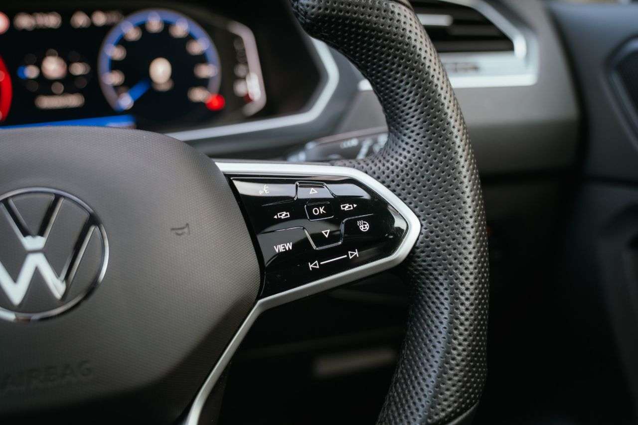 2021 VOLKSWAGEN TIGUAN 2021 VOLKSWAGEN TIGUAN