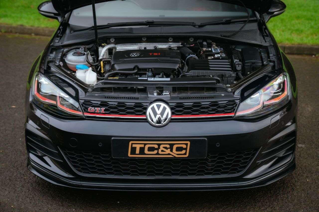 2020 VOLKSWAGEN GOLF 2020 VOLKSWAGEN GOLF