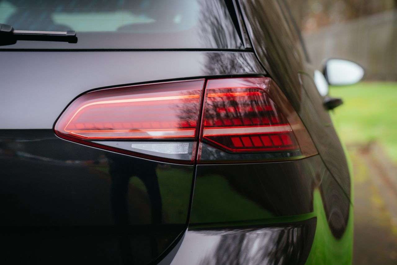 2020 VOLKSWAGEN GOLF 2020 VOLKSWAGEN GOLF