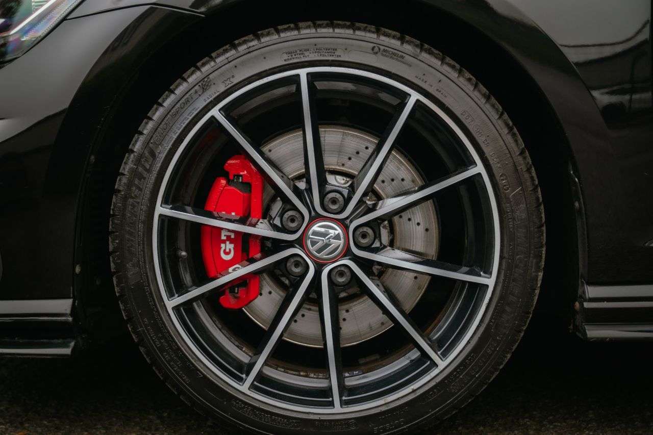 2020 VOLKSWAGEN GOLF 2020 VOLKSWAGEN GOLF