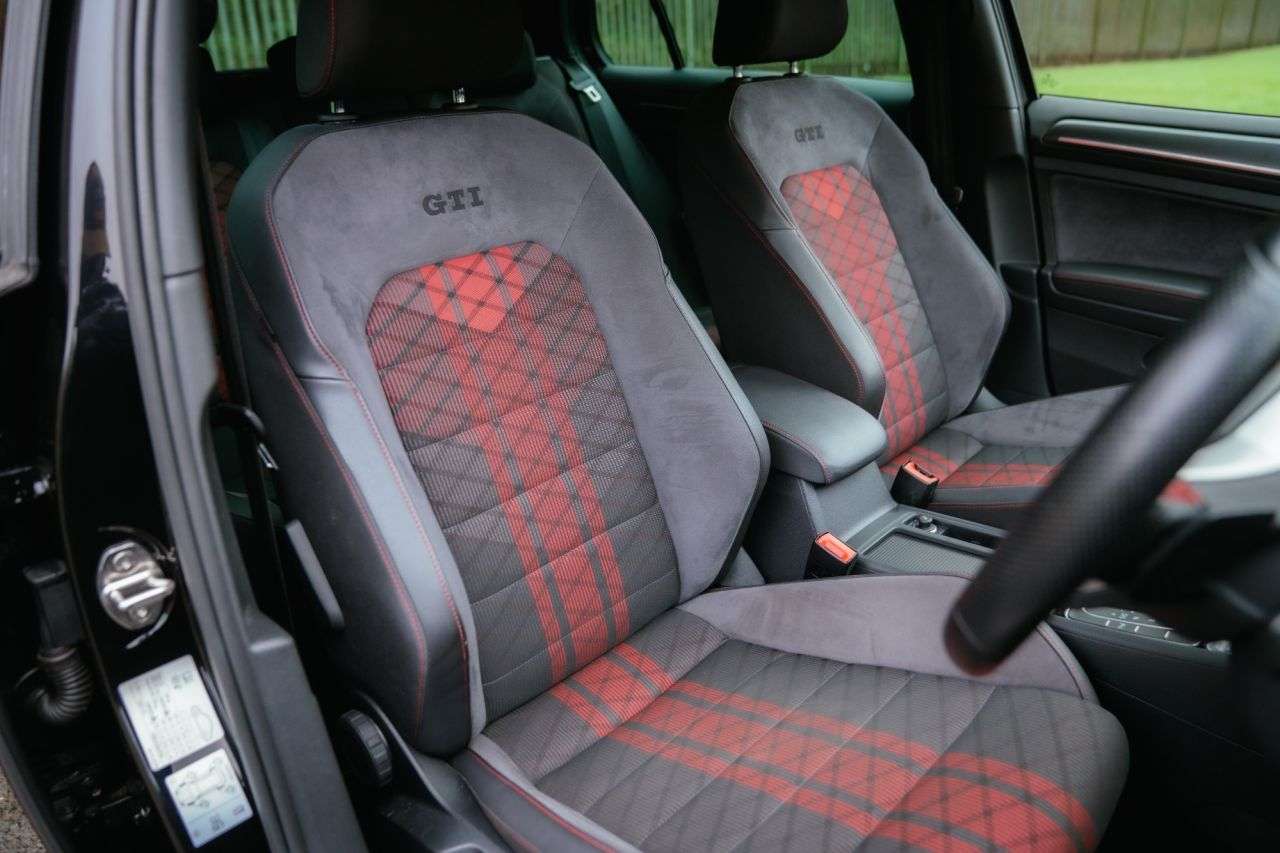 2020 VOLKSWAGEN GOLF 2020 VOLKSWAGEN GOLF