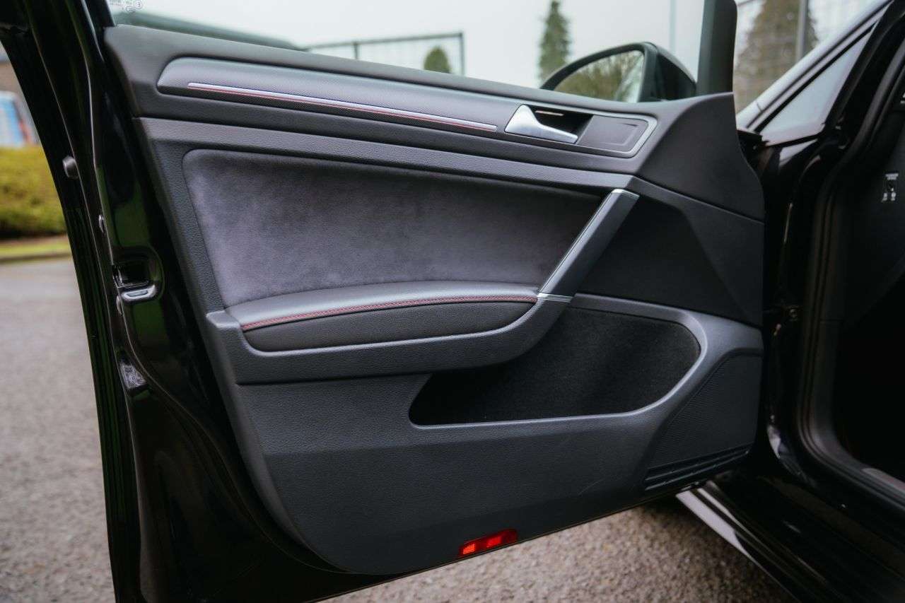 2020 VOLKSWAGEN GOLF 2020 VOLKSWAGEN GOLF