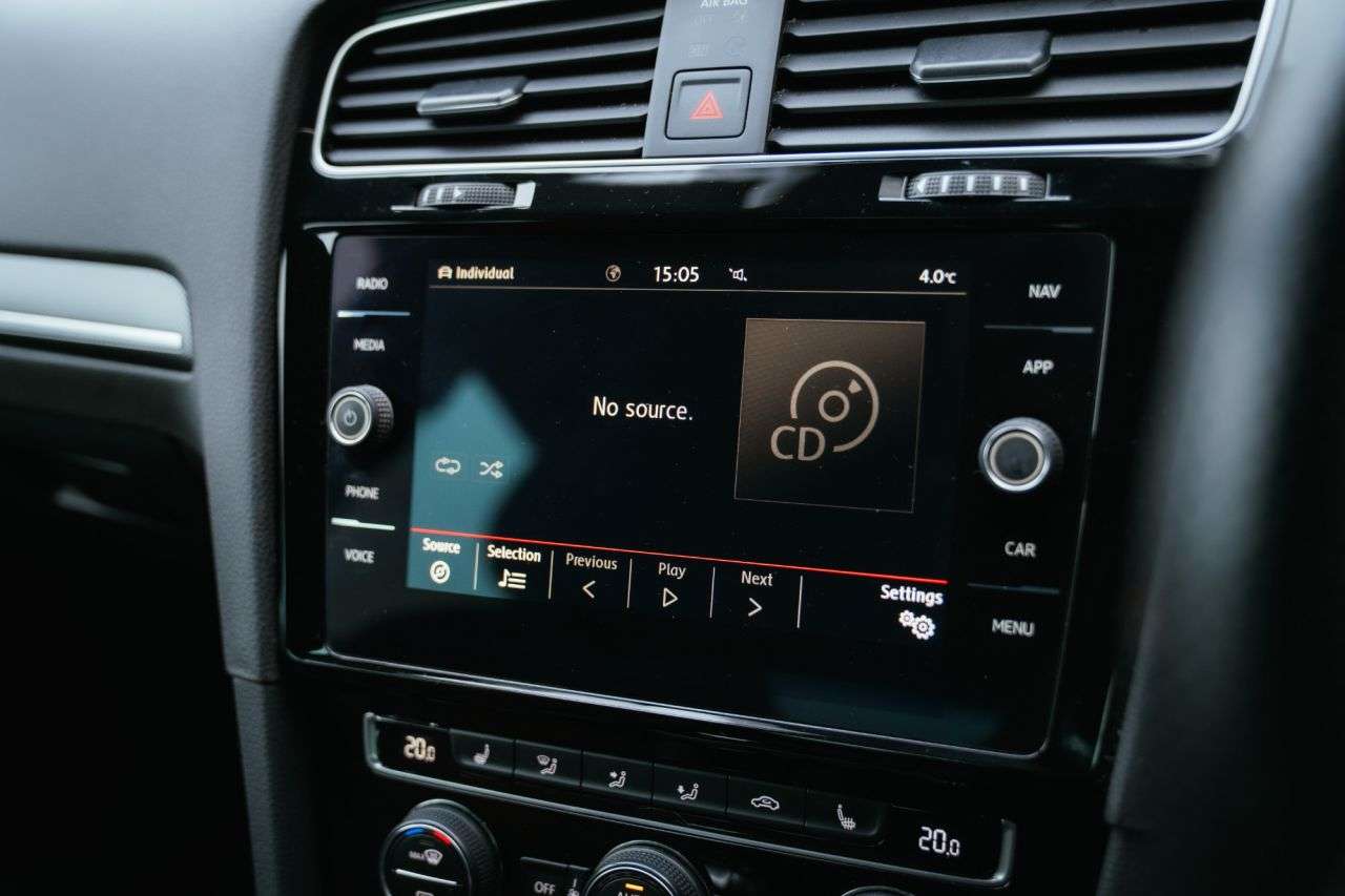 2020 VOLKSWAGEN GOLF 2020 VOLKSWAGEN GOLF