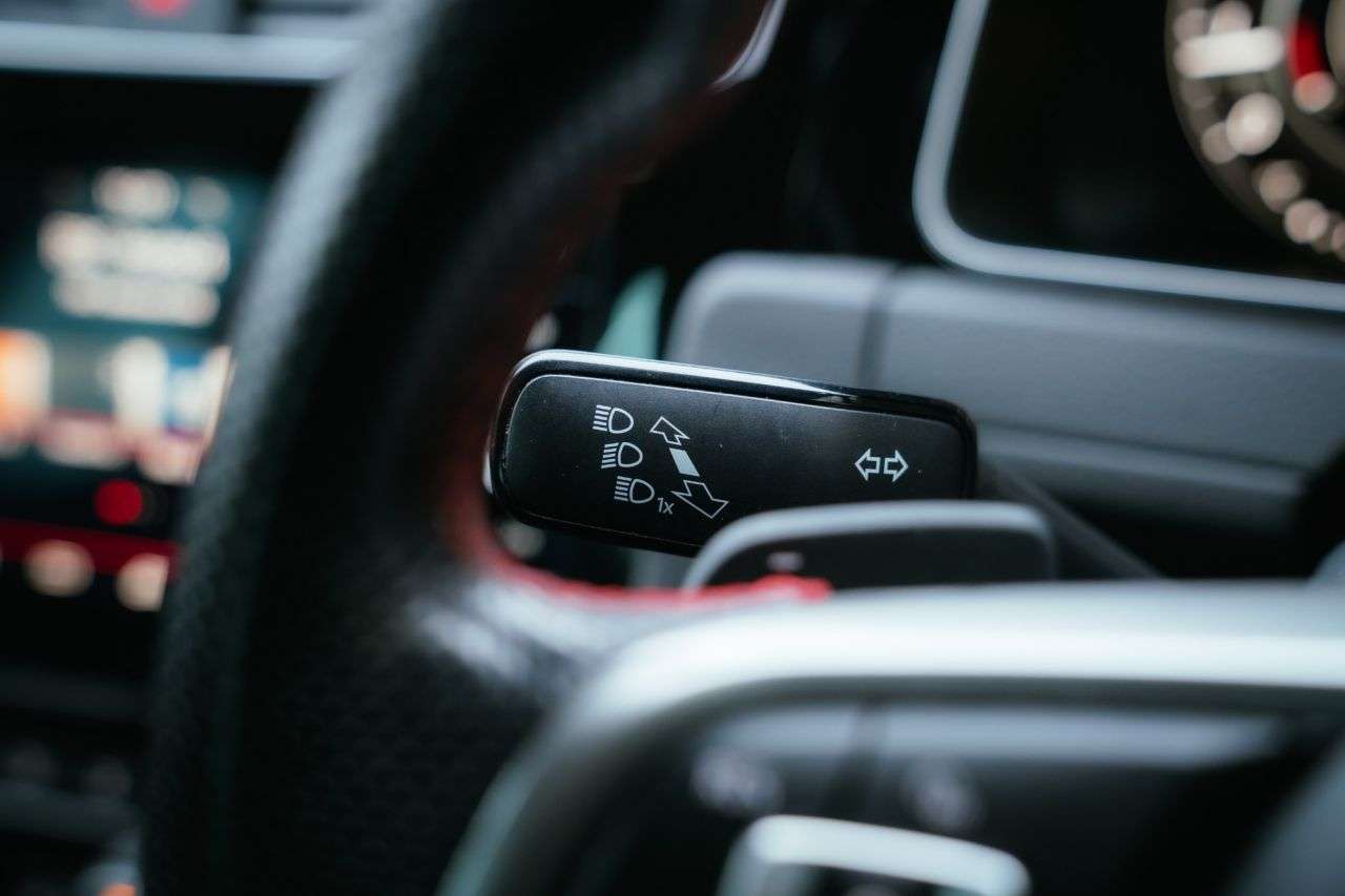 2020 VOLKSWAGEN GOLF 2020 VOLKSWAGEN GOLF