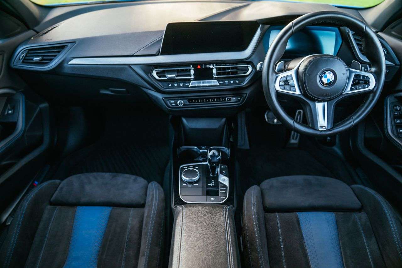 A 2019 BMW 1 SERIES 2.0 M135i Hatchback 5dr Petrol Auto xDrive Euro 6 (s/s) (306 ps) A 2019 BMW 1 SERIES 2.0 M135i Hatchback 5dr Petrol Auto xDrive Euro 6 (s/s) (306 ps)